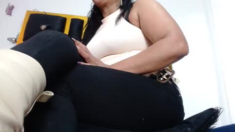 helenahotwet online show from 12.06.24