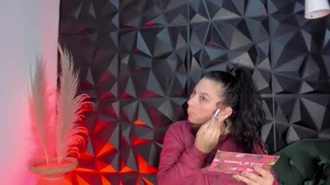 Helena Saenz online show from 01.14.26