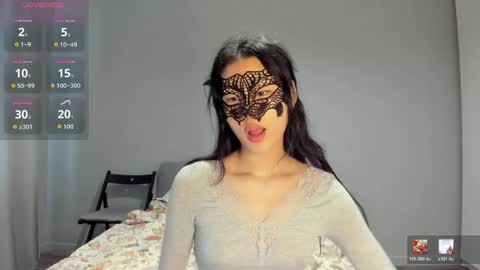 Snapshot of helenblazetrt chatting on 05.22.26 Hi I am Helen online show from 05.22.26