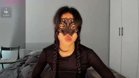 Hi I am Helen online show from 06.22.26