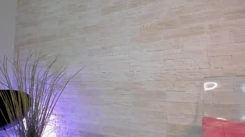 Snapshot of helenceccile chatting on 04.07.26 Helen online show from 04.07.26