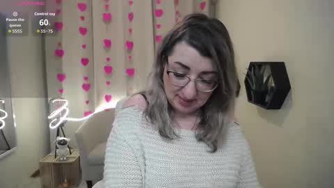 helenenigma online show from 02.05.26