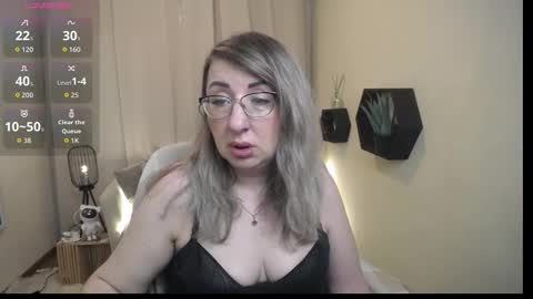 helenenigma online show from 02.26.26