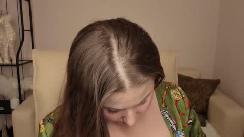 Helen online show from 12.18.25