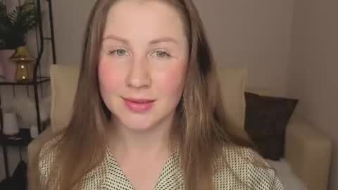 Snapshot of helens_lov chatting on 06.12.26 Helen online show from 06.12.26