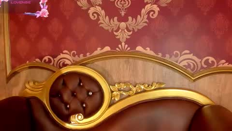 Snapshot of helenstanfordd chatting on 11.01.25 Helen or Hells online show from 11.01.25