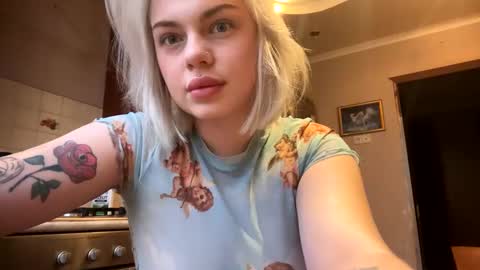 helga_now online show from 01.31.25
