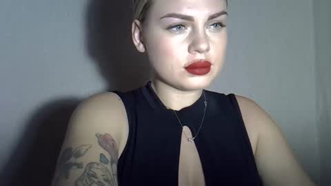 helga_now online show from 09.14.25