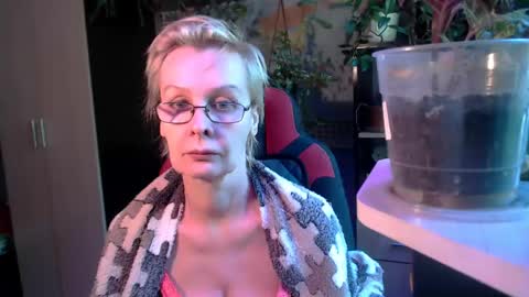 Snapshot of helgahimmele chatting on 05.18.26 Helga online show from 05.18.26