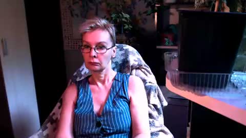 Snapshot of helgahimmele chatting on 06.12.26 Helga online show from 06.12.26