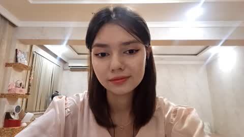 Snapshot of helgakraszewski chatting on 09.30.25 Alice online show from 09.30.25