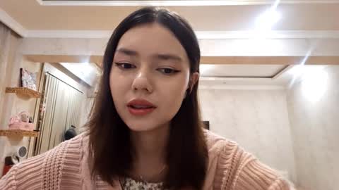 Snapshot of helgakraszewski chatting on 10.08.25 Alice online show from 10.08.25