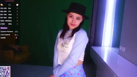 Aurora online show from 04.06.26