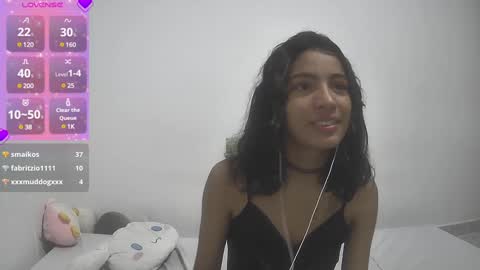 Snapshot of helia_n_amy chatting on 01.03.25 Helia Transfem and Amy online show from 01.03.25