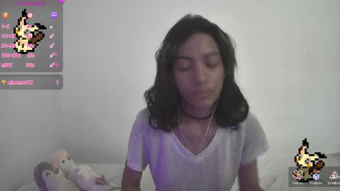 Snapshot of helia_n_amy chatting on 01.19.25 Helia Transfem and Amy online show from 01.19.25