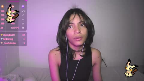 Snapshot of helia_n_amy chatting on 01.21.25 Helia Transfem and Amy online show from 01.21.25