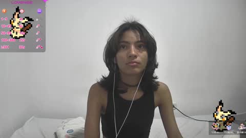 Snapshot of helia_n_amy chatting on 01.21.25 Helia Transfem and Amy online show from 01.21.25