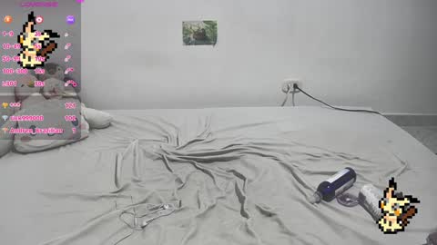 Snapshot of helia_n_amy chatting on 01.22.25 Helia Transfem and Amy online show from 01.22.25