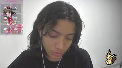 Snapshot of helia_n_amy chatting on 02.04.25 Helia Transfem and Amy online show from 02.04.25