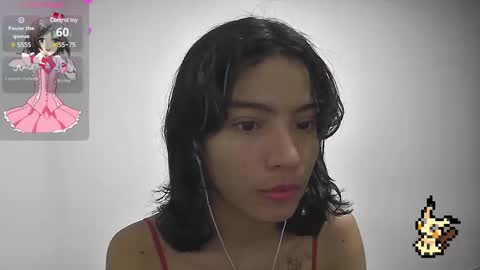 Snapshot of helia_n_amy chatting on 02.12.25 Helia Transfem and Amy online show from 02.12.25