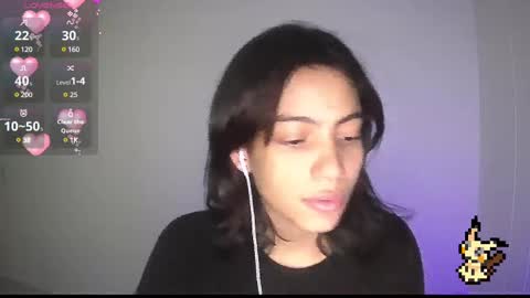 Snapshot of helia_n_amy chatting on 02.19.25 Helia Transfem and Amy online show from 02.19.25