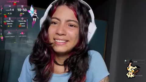 Snapshot of helia_n_amy chatting on 09.12.25 Helia Transfem and Amy online show from 09.12.25