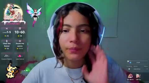 Helia Transfem and Amy online show from 11.29.25