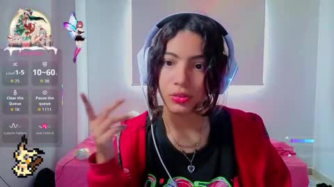 Helia Transfem and Amy online show from 11.29.25