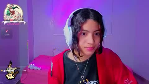 Helia Transfem and Amy online show from 12.04.25