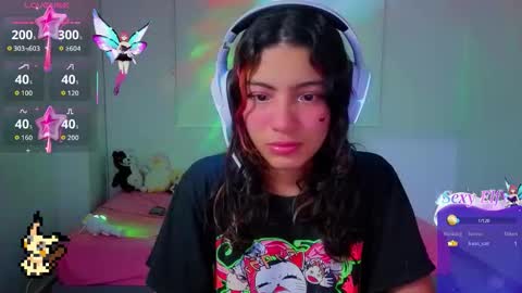 Helia Transfem and Amy online show from 12.22.25