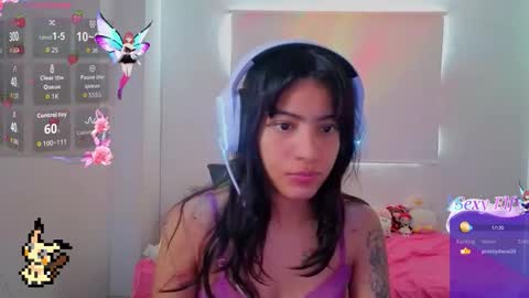 Snapshot of helia_n_amy chatting on 02.12.26 Helia Transfem and Amy online show from 02.12.26