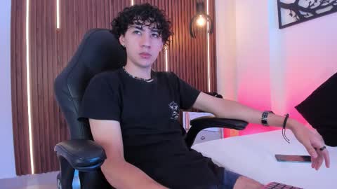 helios_obscuro online show from 10.13.25