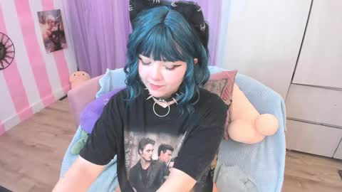 Laura online show from 11.14.25