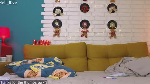 Snapshot of hell_l0ve chatting on 01.12.25 Anastasiia online show from 01.12.25