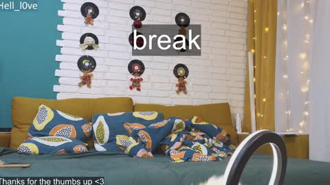 Snapshot of hell_l0ve chatting on 01.27.25 Anastasiia online show from 01.27.25