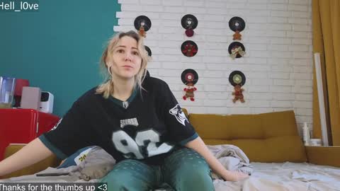 Snapshot of hell_l0ve chatting on 01.30.25 Anastasiia online show from 01.30.25