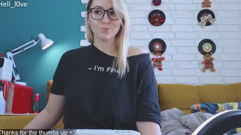 Snapshot of hell_l0ve chatting on 02.01.25 Anastasiia online show from 02.01.25