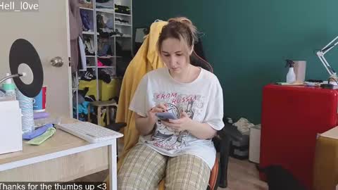 Snapshot of hell_l0ve chatting on 03.10.25 Anastasiia online show from 03.10.25