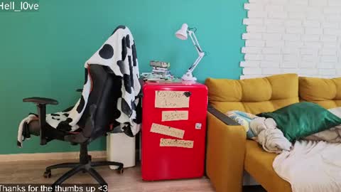 Snapshot of hell_l0ve chatting on 06.14.26 Anastasiia online show from 06.14.26