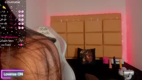 Snapshot of hellen__smith_ chatting on 06.29.26 hellen__smith_ online show from 06.29.26