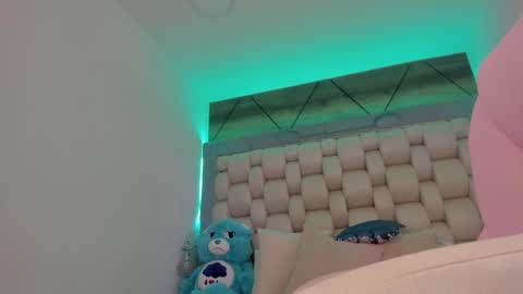 hellen_amazing online show from 12.14.24