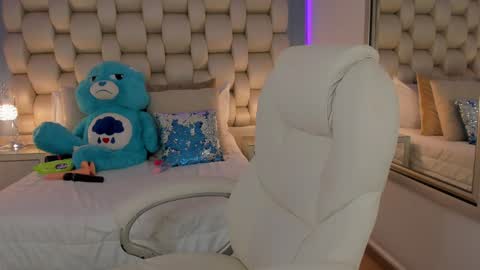 hellen_amazing online show from 12.27.24