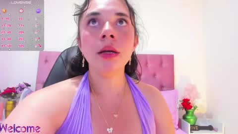 Snapshot of hellen_starx chatting on 12.18.24 hellen_starx online show from 12.18.24