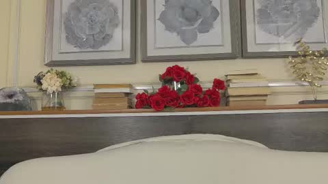    online show from 03.08.26