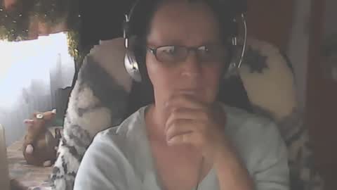 hellenmarie online show from 12.27.24