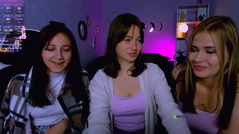 Helli online show from 09.16.25