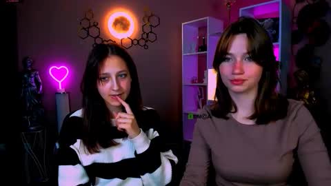 Helli online show from 09.28.25