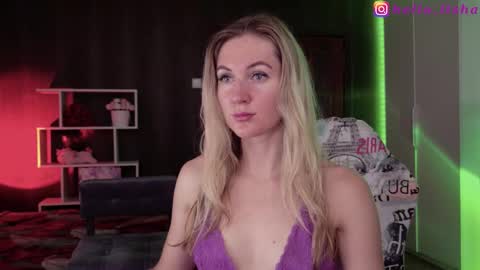 Alisia  Monday to Friday from 10 am to 4 pm GMT 2 online show from 10.08.25