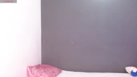 hellokitty_valery1 online show from 10.27.25