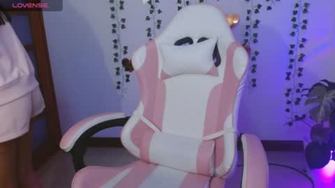 Snapshot of hellokitty_valery1 chatting on 07.11.26 hellokitty_valery1 online show from 07.11.26